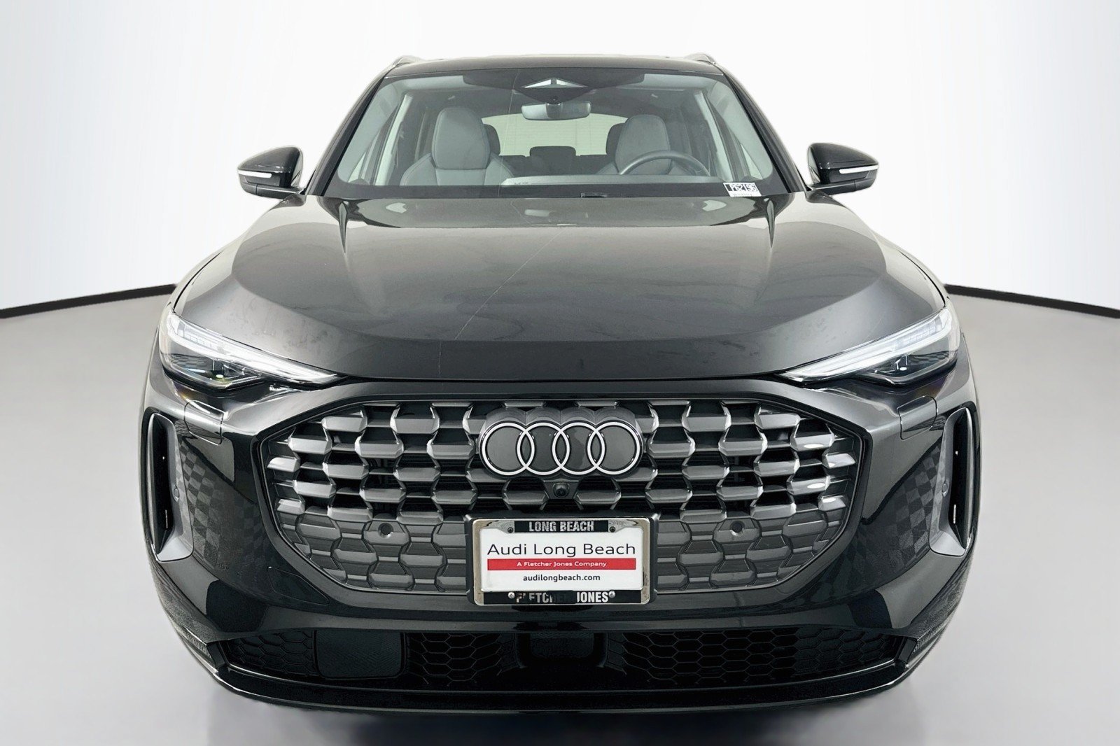 Used 2025 Audi Q5 Prestige AWD/4WD image 2