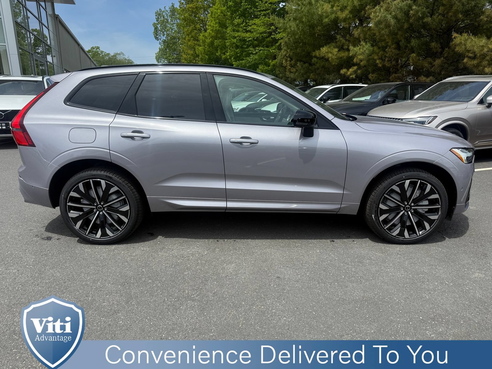 New 2026 Volvo XC60 T8 Ultra w/ Protection Package Premier AWD/4WD image 9