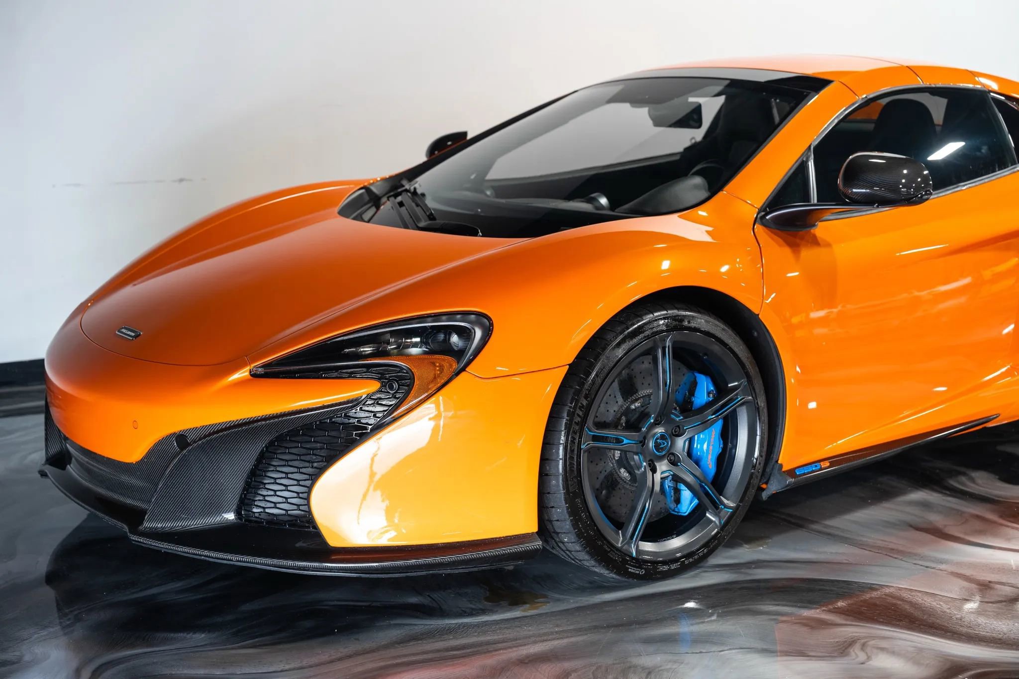 Used 2016 McLaren 650S Spider image 16