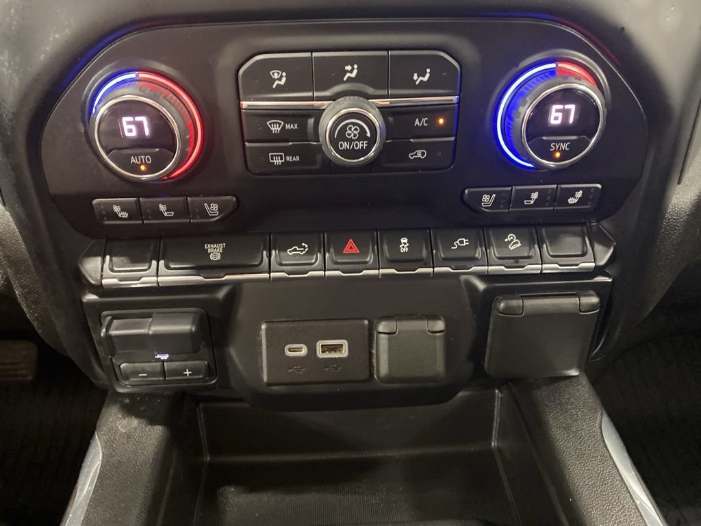 Used 2021 Chevrolet Silverado 3500 LTZ AWD/4WD image 42