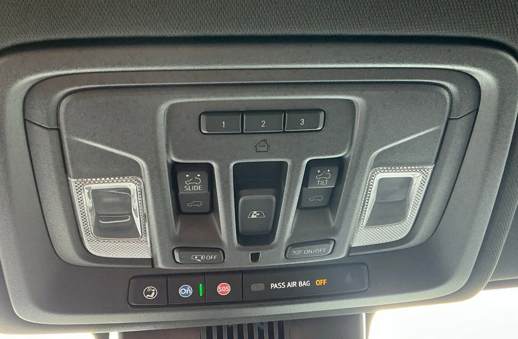 Used 2024 GMC Sierra 1500 AT4 w/ Technology Package image 50