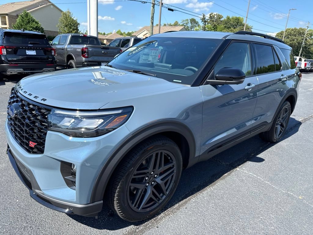 New 2026 Ford Explorer ST AWD/4WD image 4
