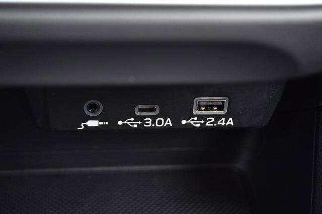 Used 2024 Subaru Crosstrek 2.0i Premium image 16