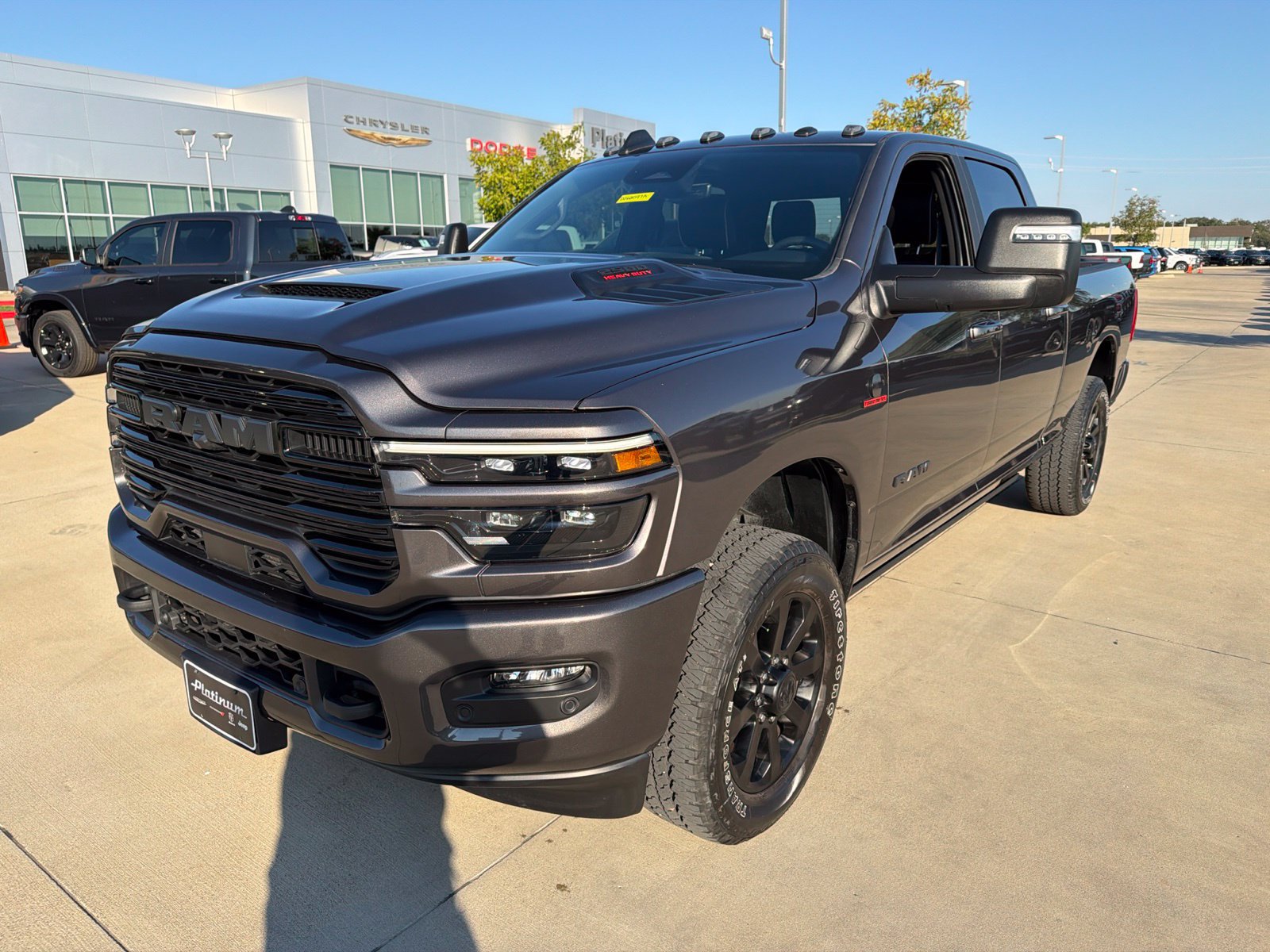 Used 2025 RAM 2500 Laramie AWD/4WD image 9
