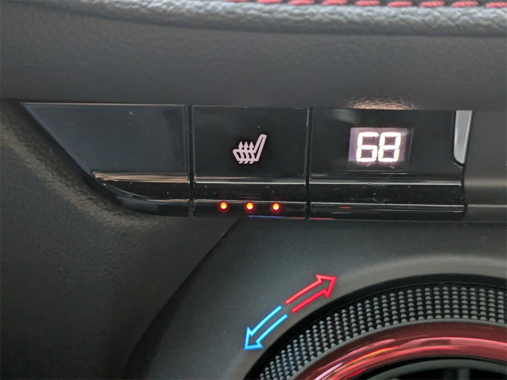 Used 2022 Chevrolet Blazer RS image 23