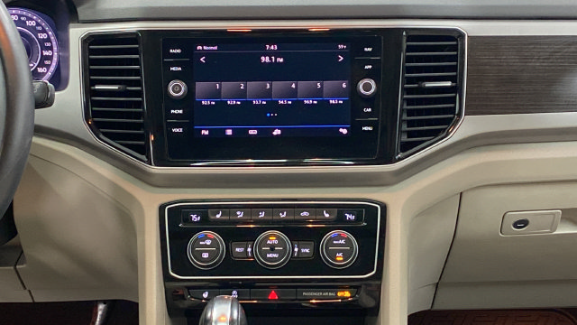 Used 2019 Volkswagen Atlas SEL AWD/4WD image 14