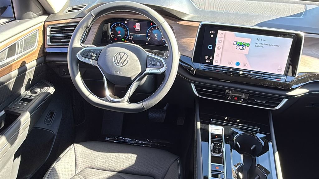 New 2026 Volkswagen Atlas SE FWD image 14