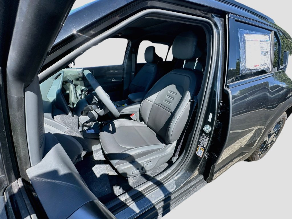 New 2027 Kia EV3 Land FWD image 21