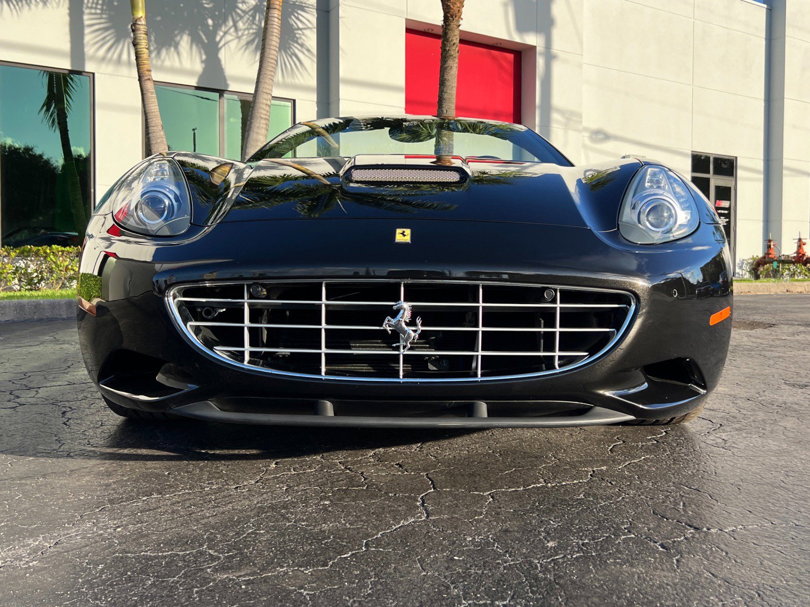 Used 2013 Ferrari California RWD image 5