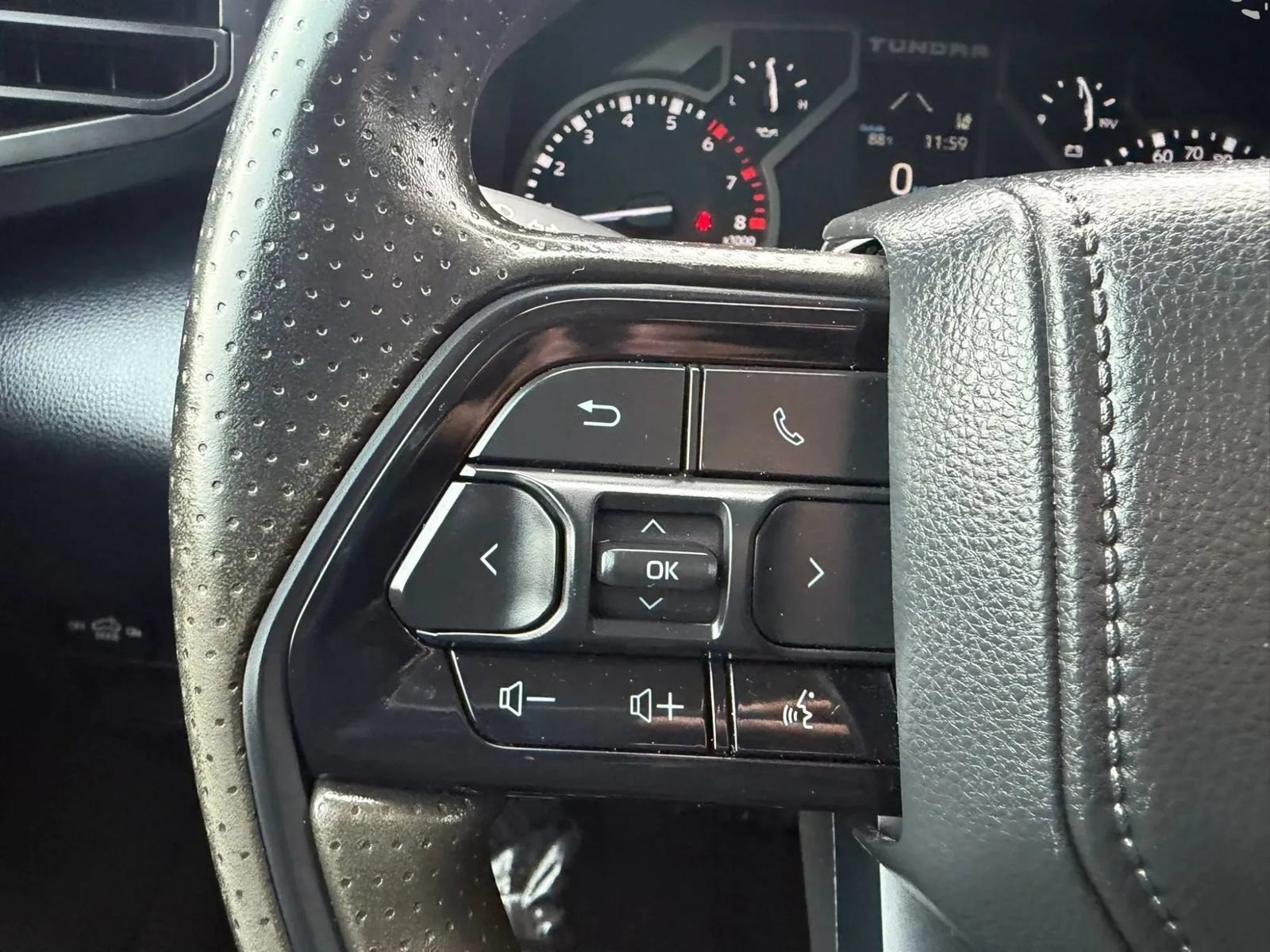 Used 2024 Toyota Tundra SR AWD/4WD image 12