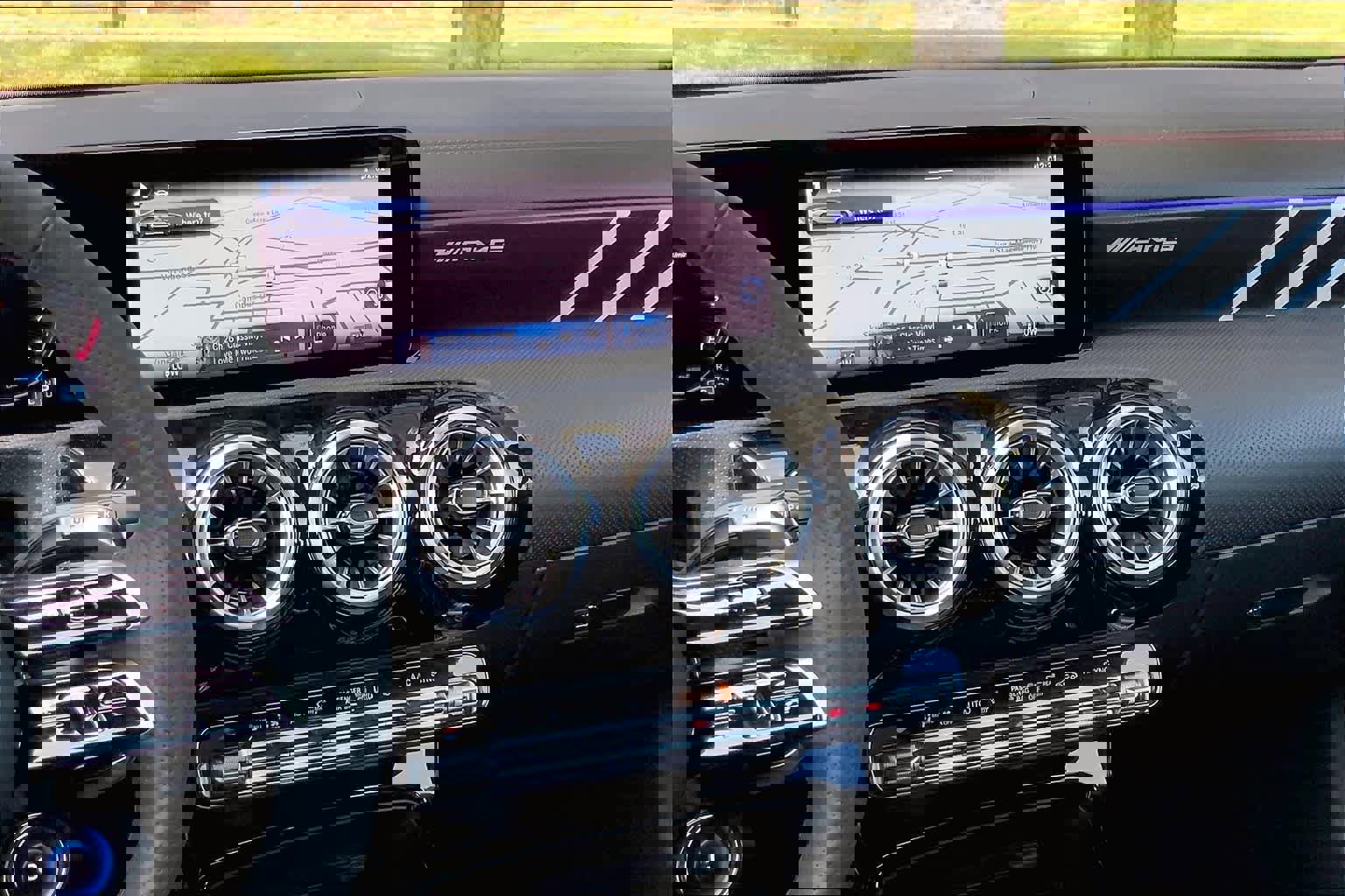 Certified 2025 Mercedes-Benz CLA 35 AMG 4MATIC image 6