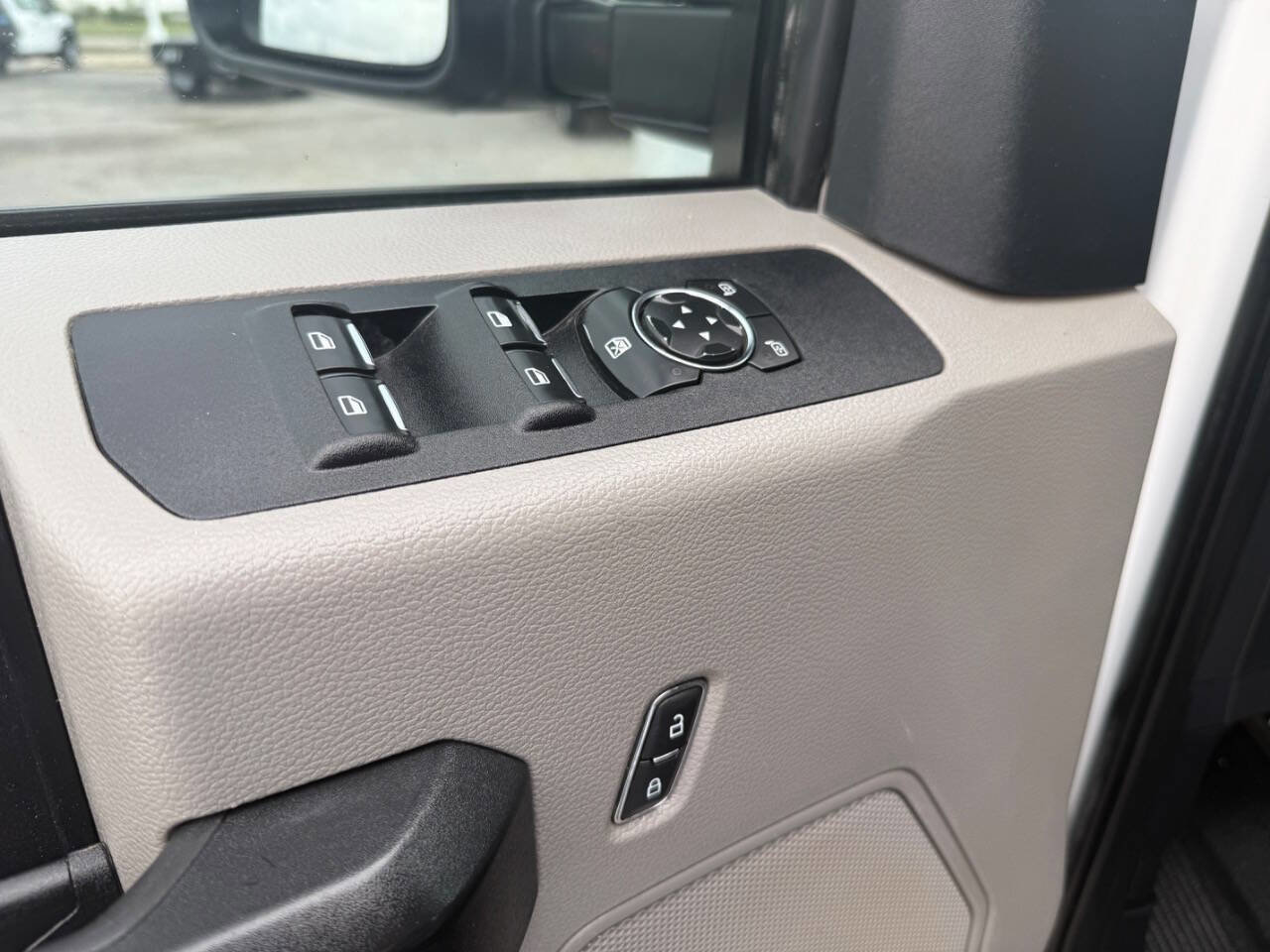 Used 2020 Ford F250 XL w/ Power Equipment Group AWD/4WD image 13