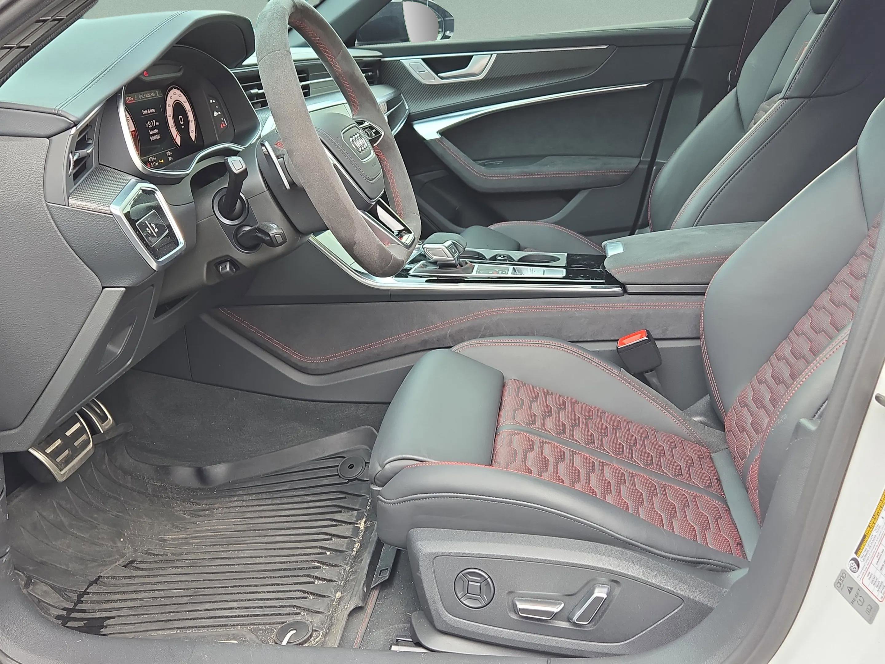 Used 2025 Audi RS 6 performance image 9