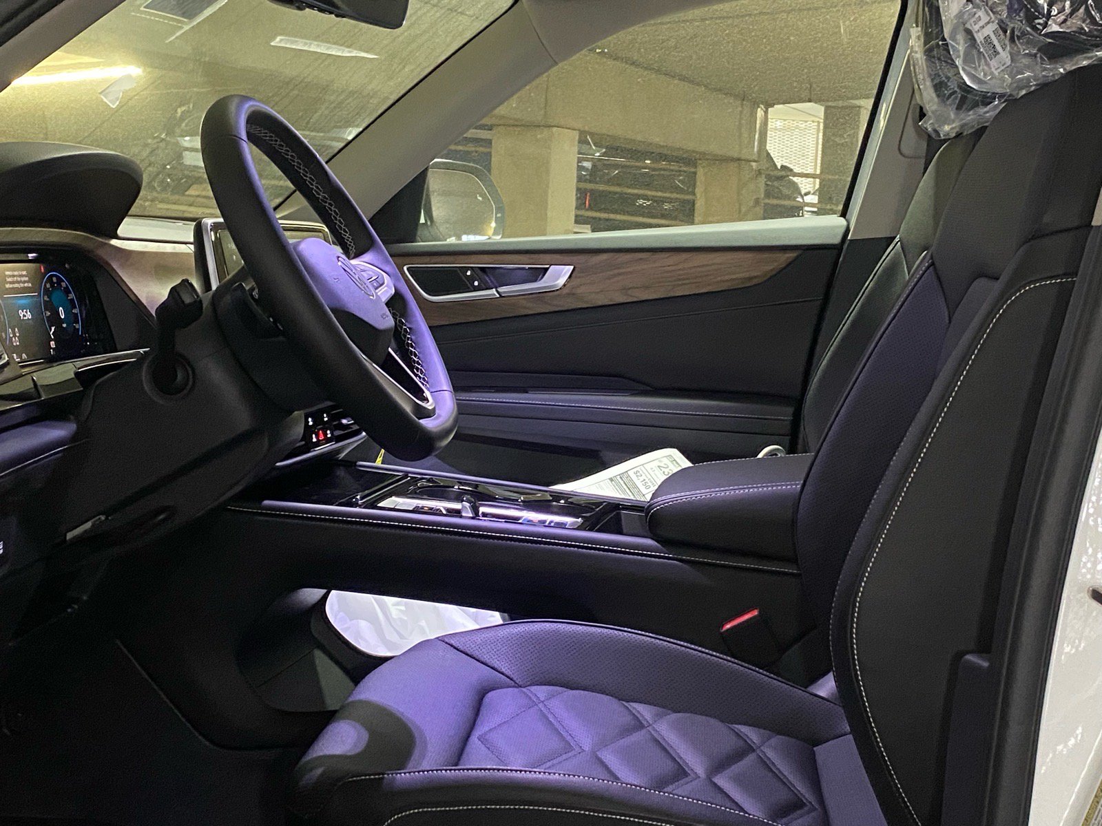 New 2026 Volkswagen Atlas SE FWD image 7