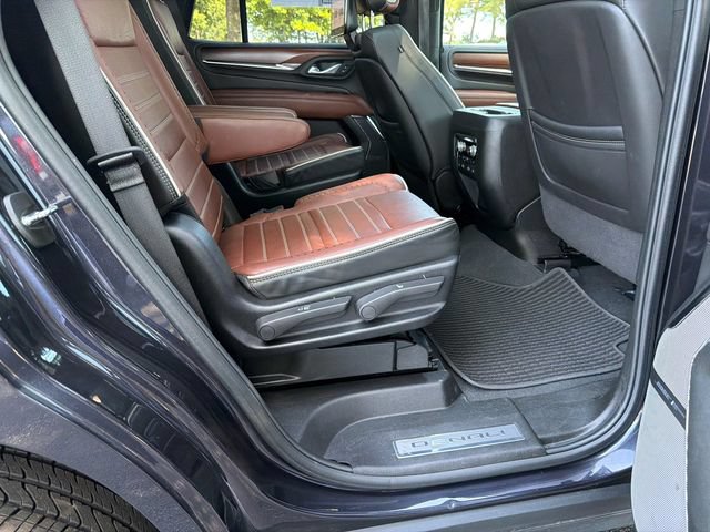 Used 2024 GMC Yukon Denali Ultimate AWD/4WD image 15