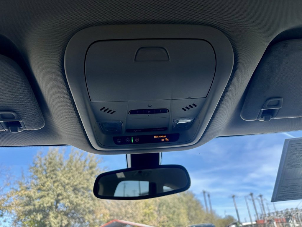 Used 2020 Buick Enclave Essence w/ LPO, Floor Liner Package image 25