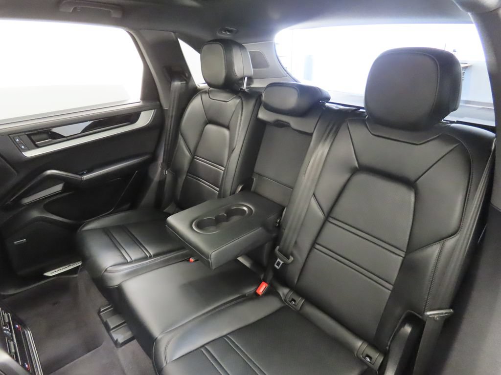 Certified 2026 Porsche Cayenne S AWD/4WD image 43