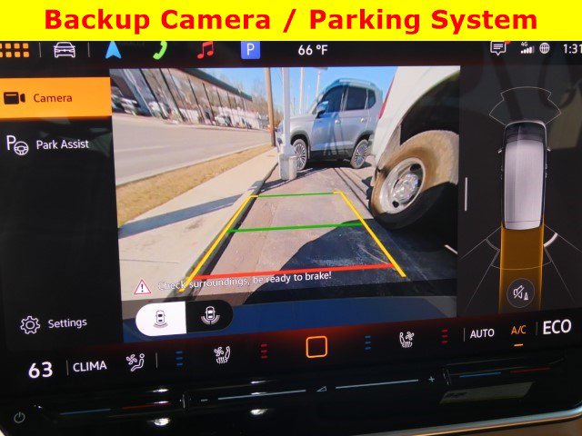 New 2025 Volkswagen ID. Buzz Pro S RWD image 21