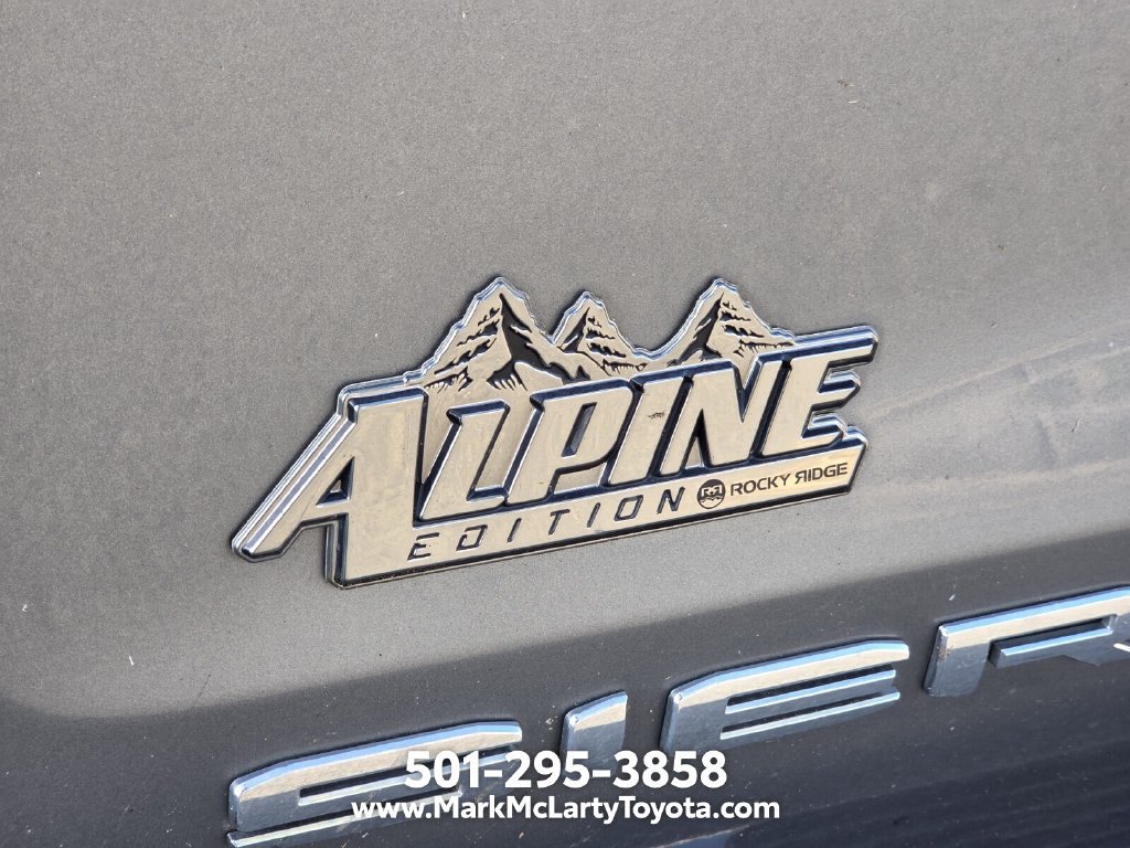 Used 2019 GMC Sierra 1500 SLT w/ SLT Premium Plus Package AWD/4WD image 10
