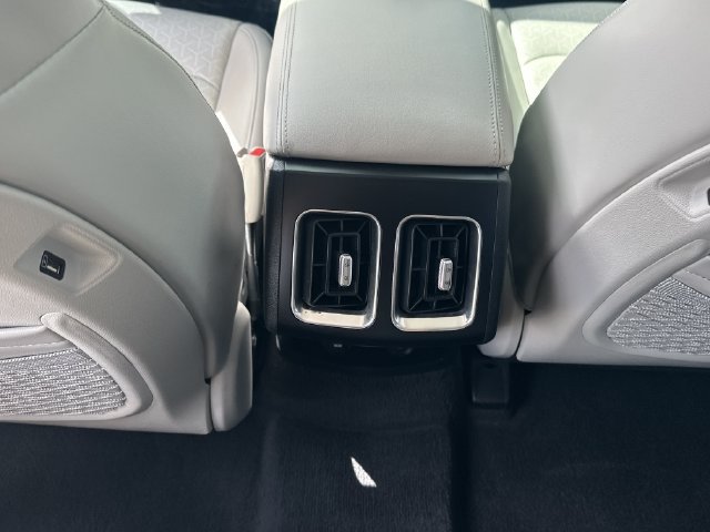 Certified 2023 Kia Sorento S w/ Panoramic Sunroof Package FWD image 15