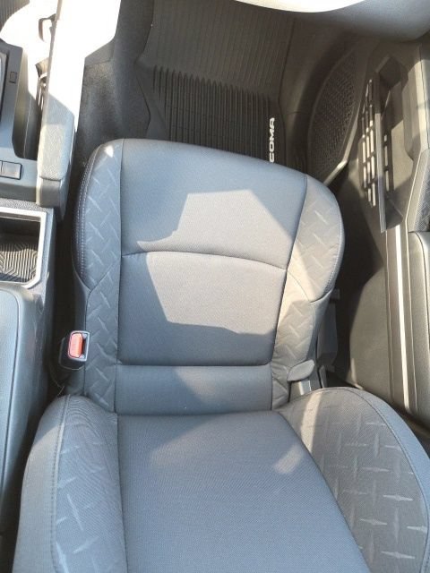 Used 2026 Toyota Tacoma SR5 AWD/4WD image 21