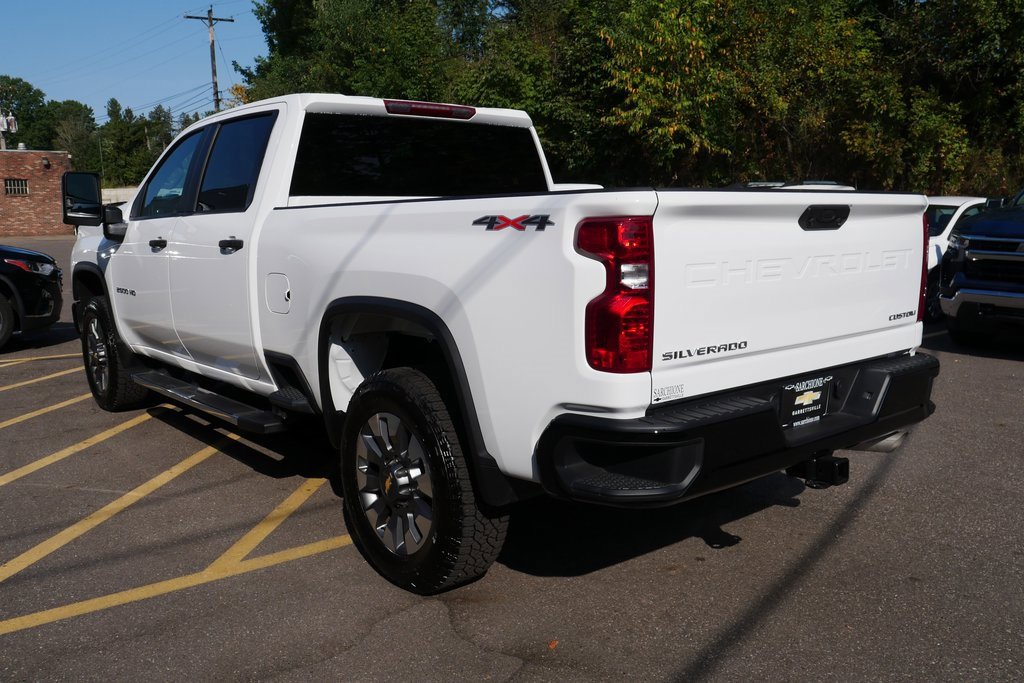 Used 2025 Chevrolet Silverado 2500 Custom w/ Custom Convenience Package image 5
