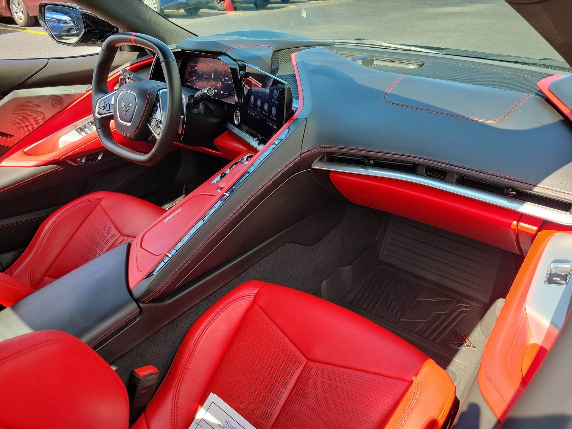 Used 2021 Chevrolet Corvette Stingray Premium Conv w/ Z51 Performance Package RWD image 13