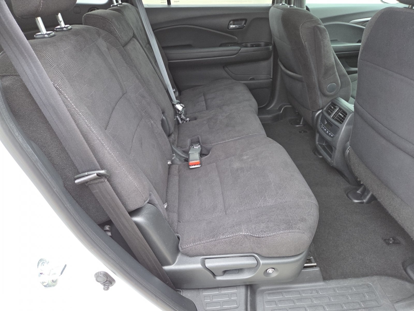 Used 2022 Honda Pilot Sport image 21