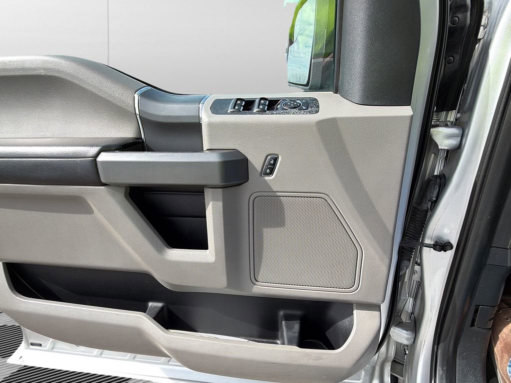 Used 2016 Ford F150 XLT w/ Equipment Group 301A Mid image 27