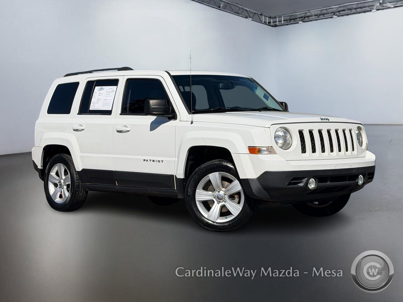 Used 2017 Jeep Patriot Latitude image 2