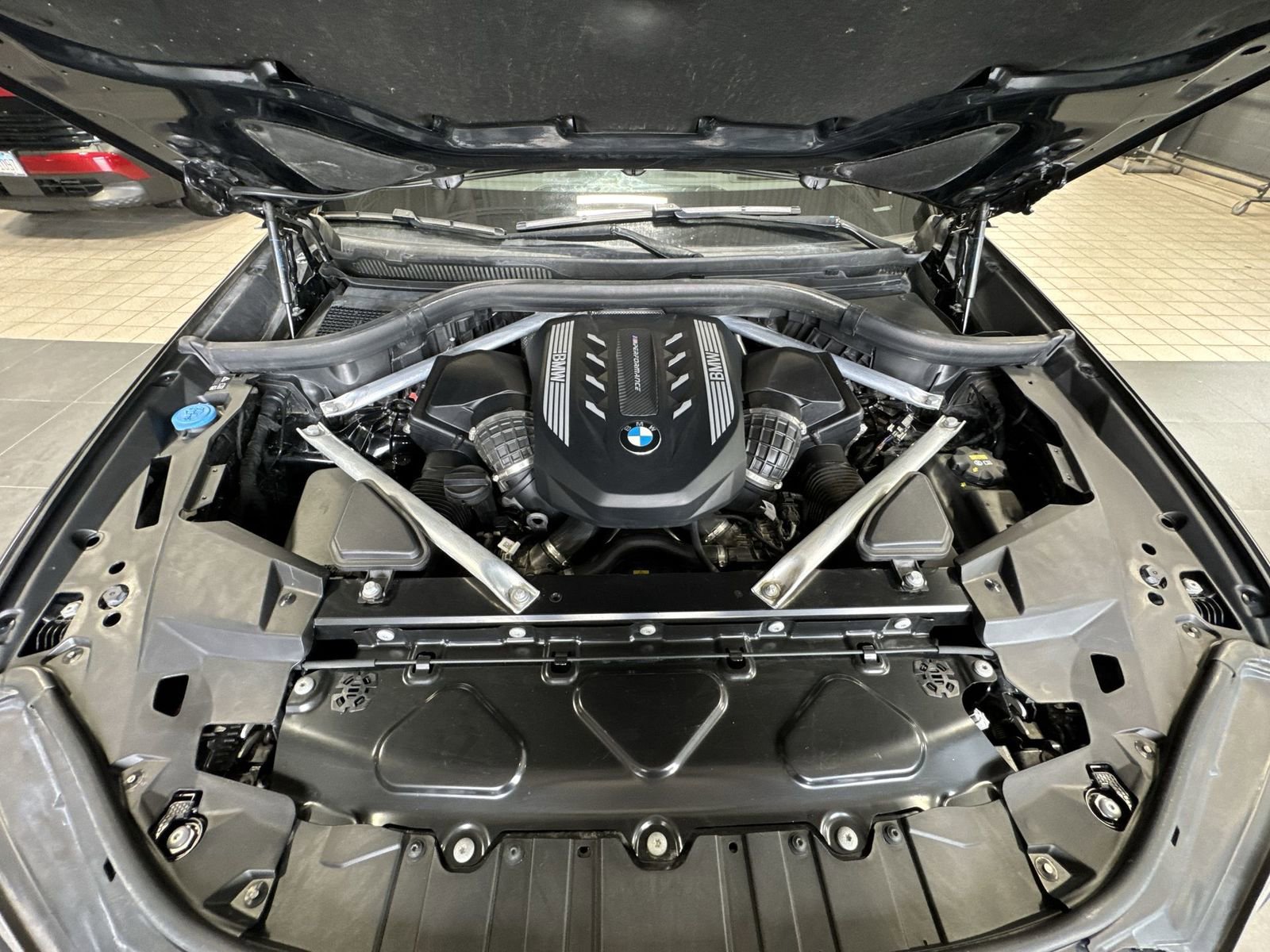 Used 2021 BMW X5 M50i w/ Executive Package image 34