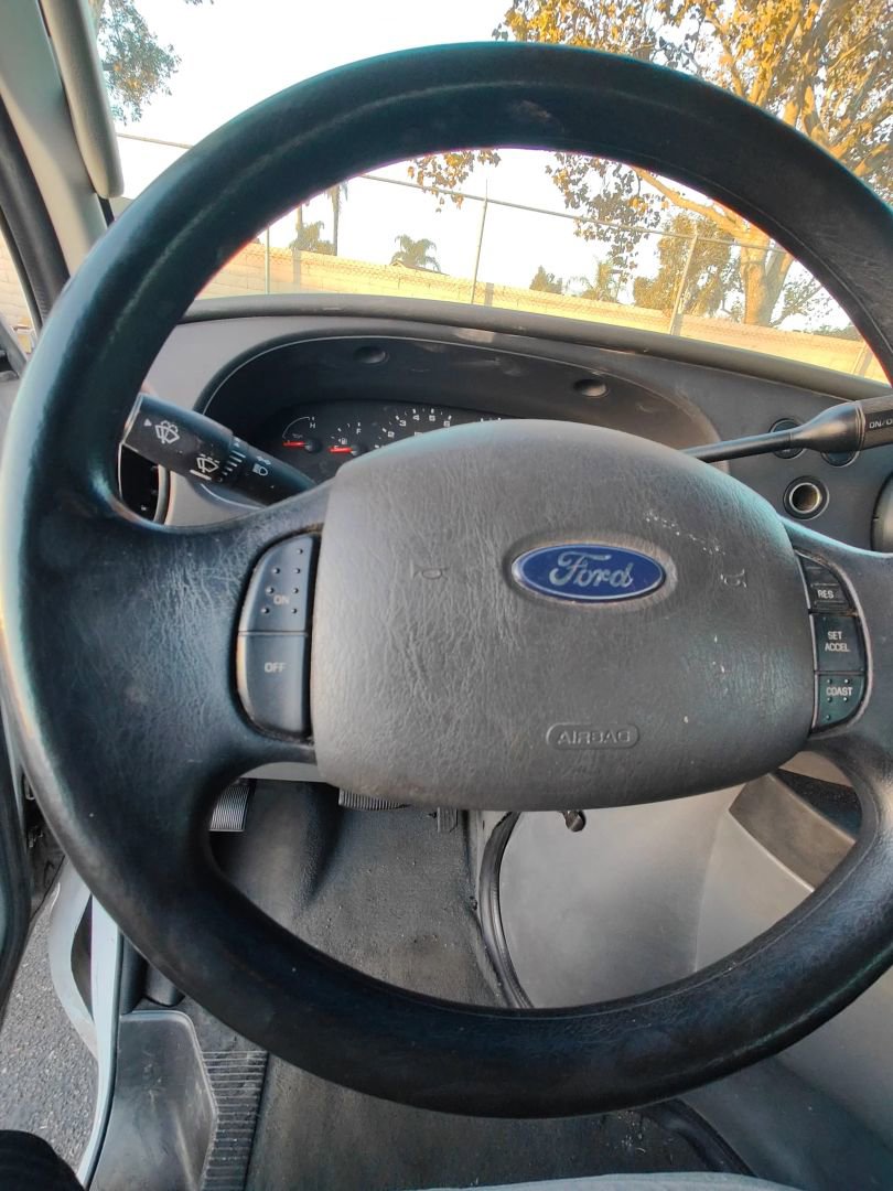 Used 2007 Ford E-350 and Econoline 350 XLT image 19