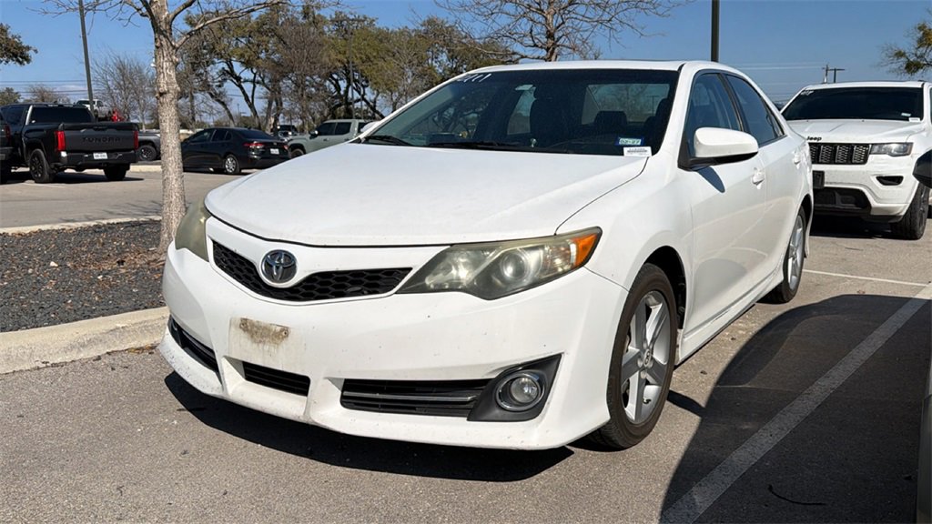Used 2013 Toyota Camry SE image 15