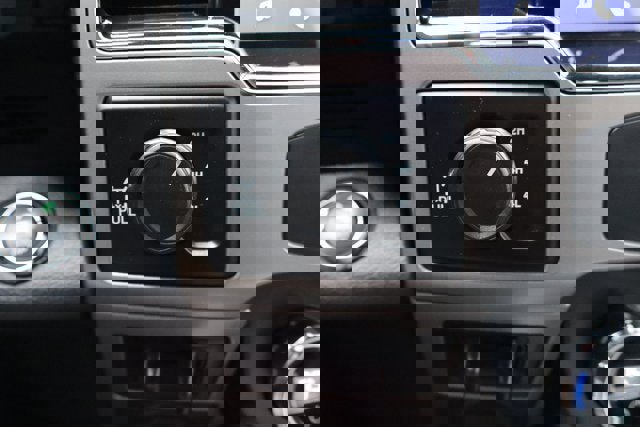 Certified 2022 Ford F250 Lariat w/ Lariat Ultimate Package image 33