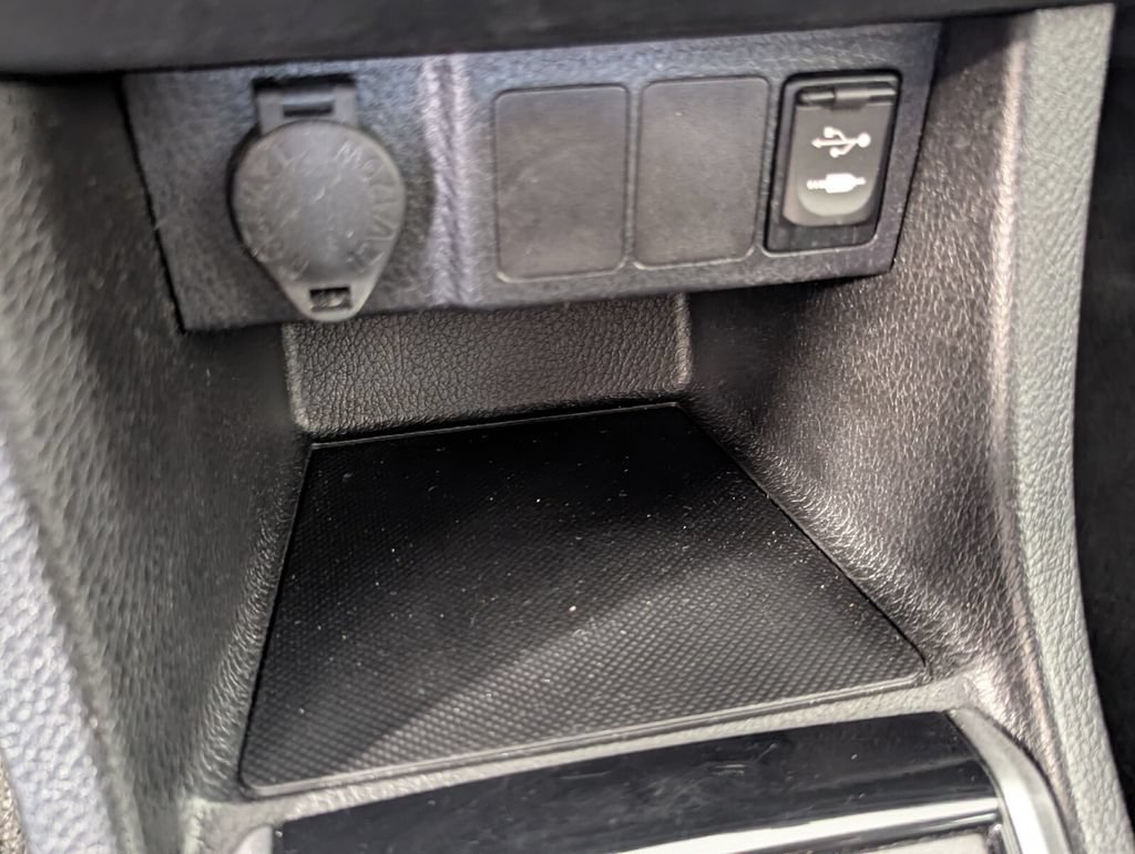 Used 2015 Toyota Corolla S FWD image 21
