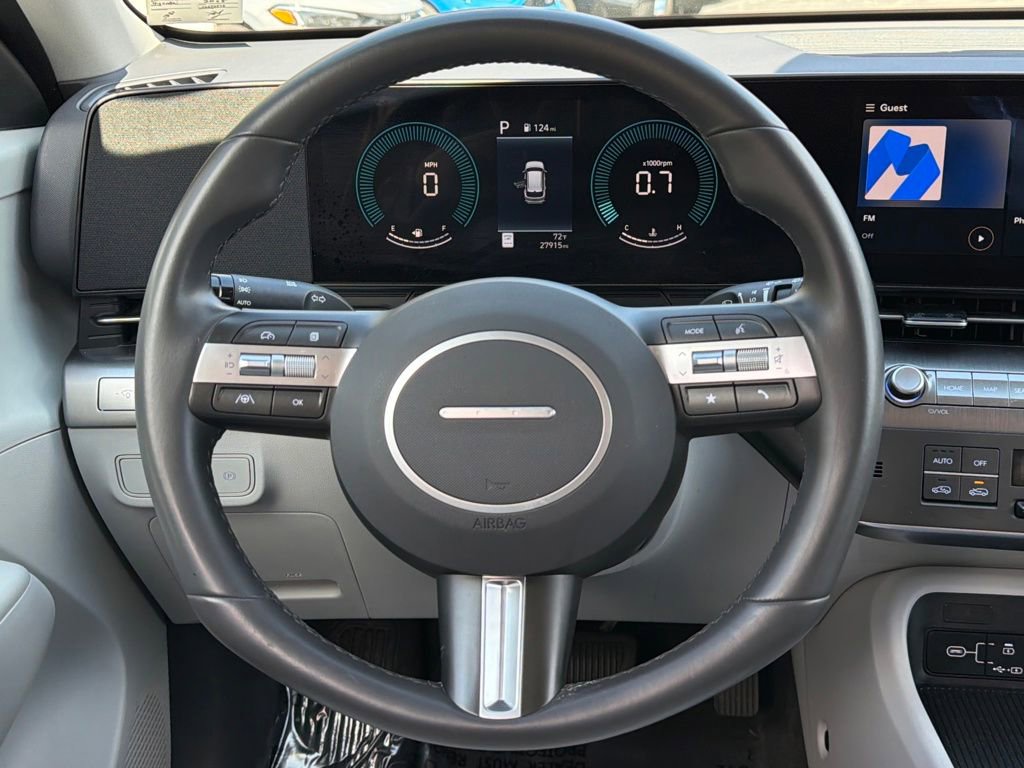 Used 2025 Hyundai Kona SEL image 17