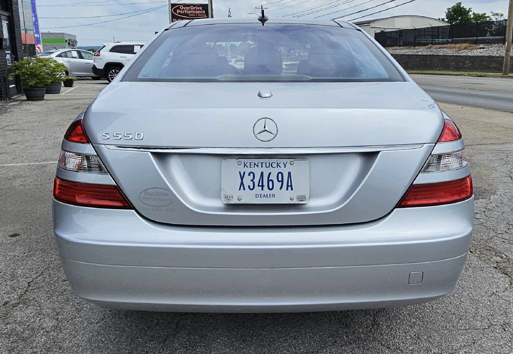 Used 2007 Mercedes-Benz S 550 image 4