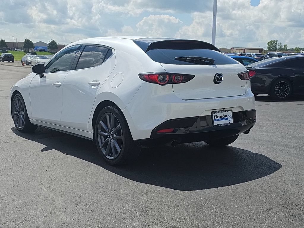 Used 2019 MAZDA MAZDA3 Hatchback FWD image 5