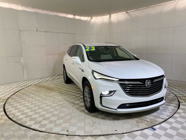 Used 2023 Buick Enclave Essence w/ Trailering Package, 5000 lbs.