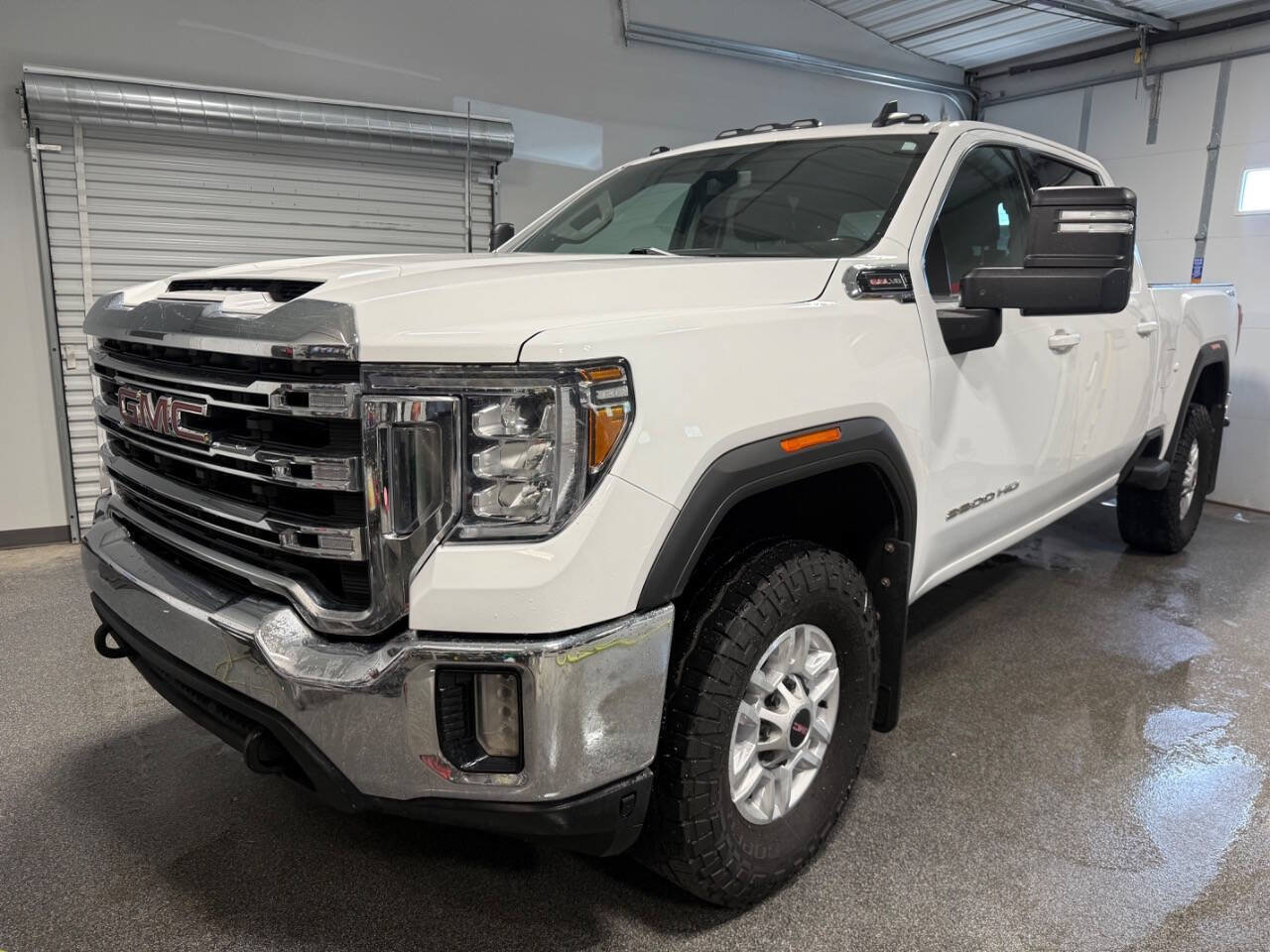 Used 2023 GMC Sierra 2500 SLE w/ Preferred Package AWD/4WD image 1