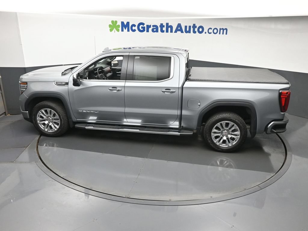 Used 2025 GMC Sierra 1500 Denali w/ Technology Package AWD/4WD image 23