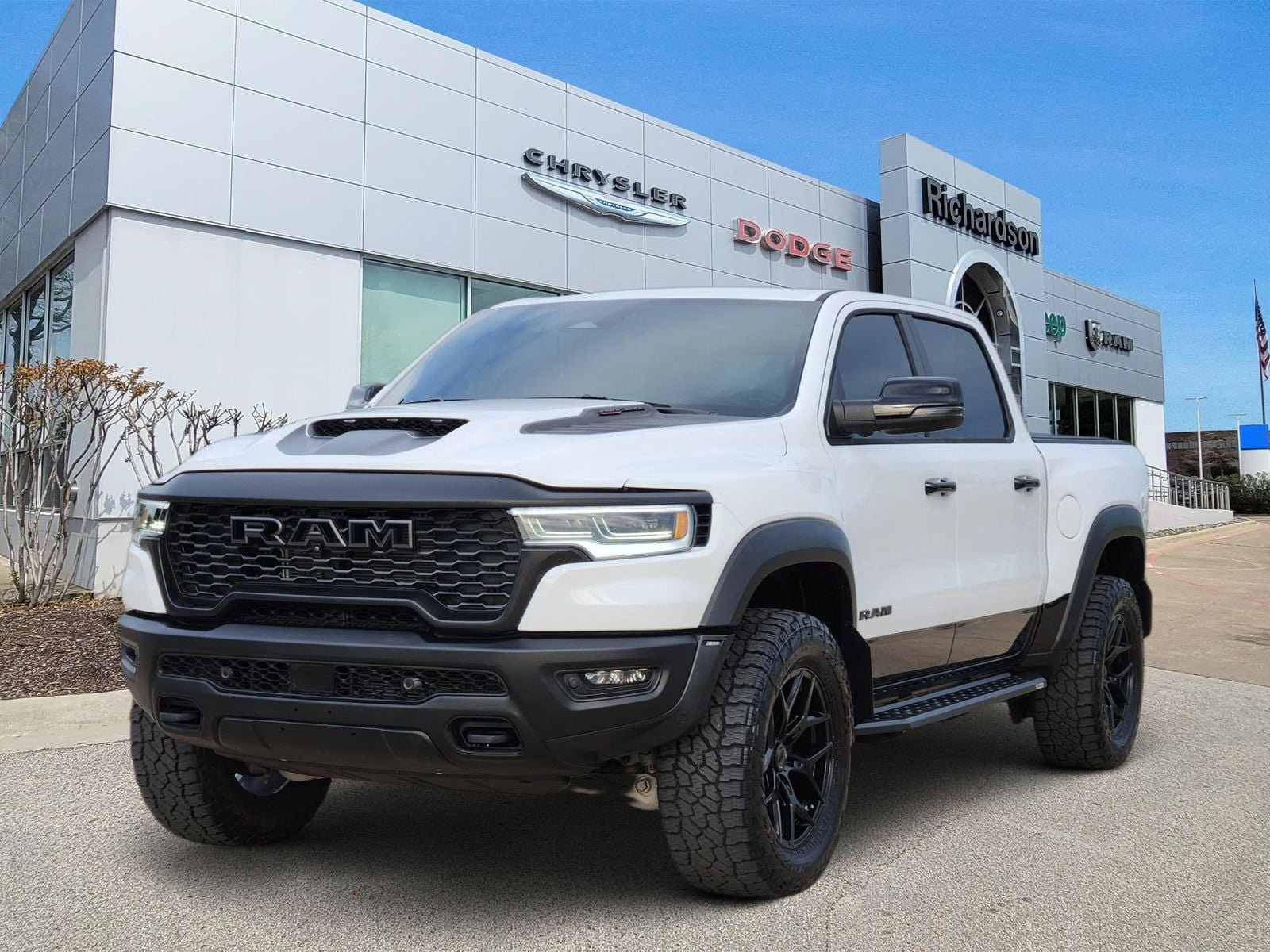 Used 2025 RAM 1500 RHO w/ RHO Level 1 Equipment Group AWD/4WD image 2