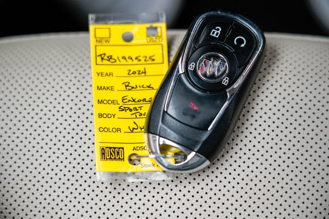 Used 2024 Buick Encore GX Sport Touring FWD image 35