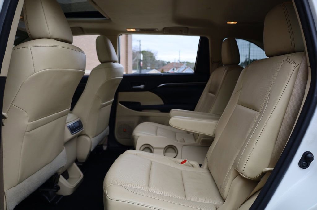 Used 2015 Toyota Highlander Limited image 20