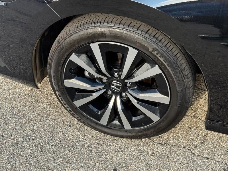 Used 2024 Honda Civic EX image 10