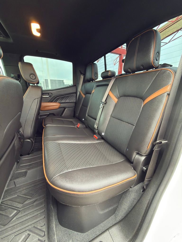 Used 2023 GMC Canyon AT4 w/ AT4 Premium Package image 32