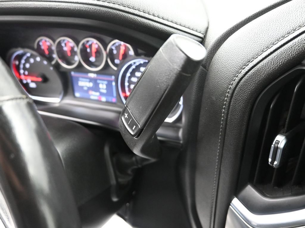 Used 2022 Chevrolet Silverado 2500 LTZ image 24