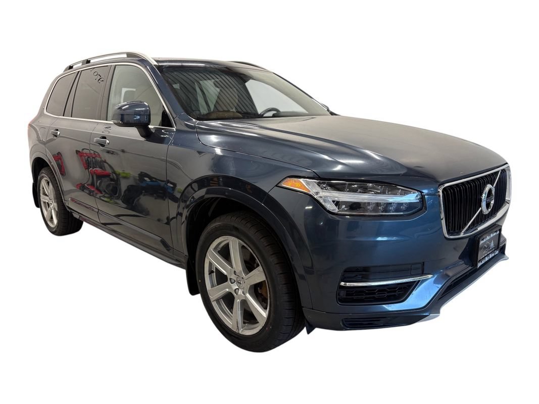 Used 2019 Volvo XC90 T8 Momentum w/ Protection Package AWD/4WD image 3
