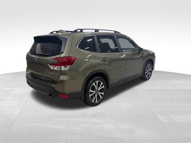 Certified 2023 Subaru Forester Limited image 29