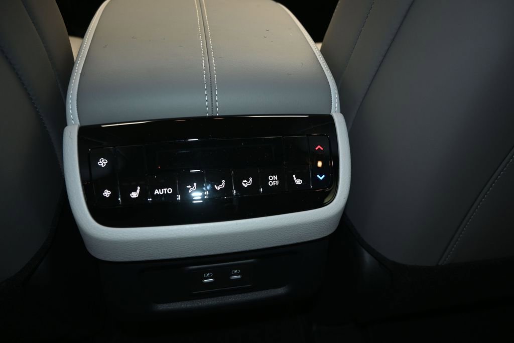 New 2027 INFINITI QX60 Luxe w/ Cargo Package FWD image 19